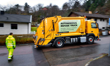 کامیون حمل زباله بدون سرنشین Volvo + فیلم carera.ir 965 37137012