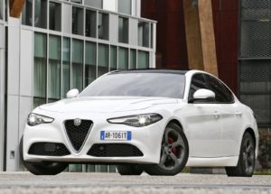 10 خودرویی که از موتور خودروساز دیگری استفاده می کنند carera.ir Alfa Romeo Giulia