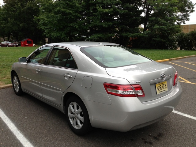 2010 LE camry