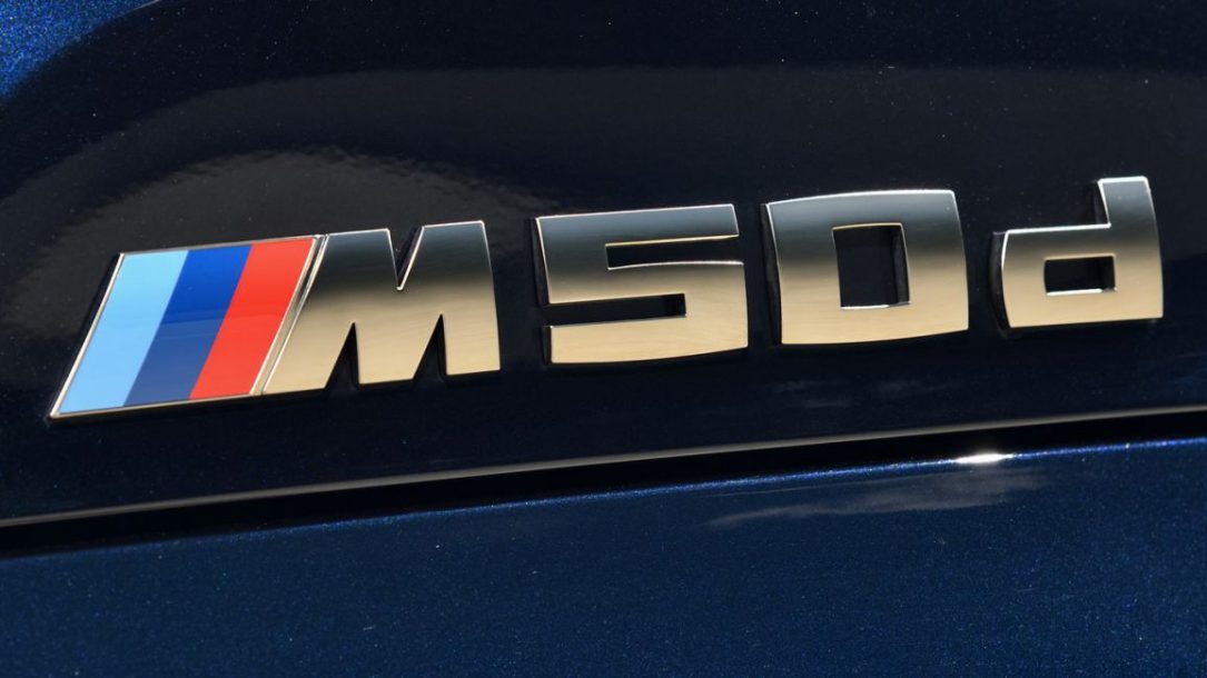 نقد و بررسی BMW X5 مدل 2019 carera.ir 2019 BMW X5 M50d 38